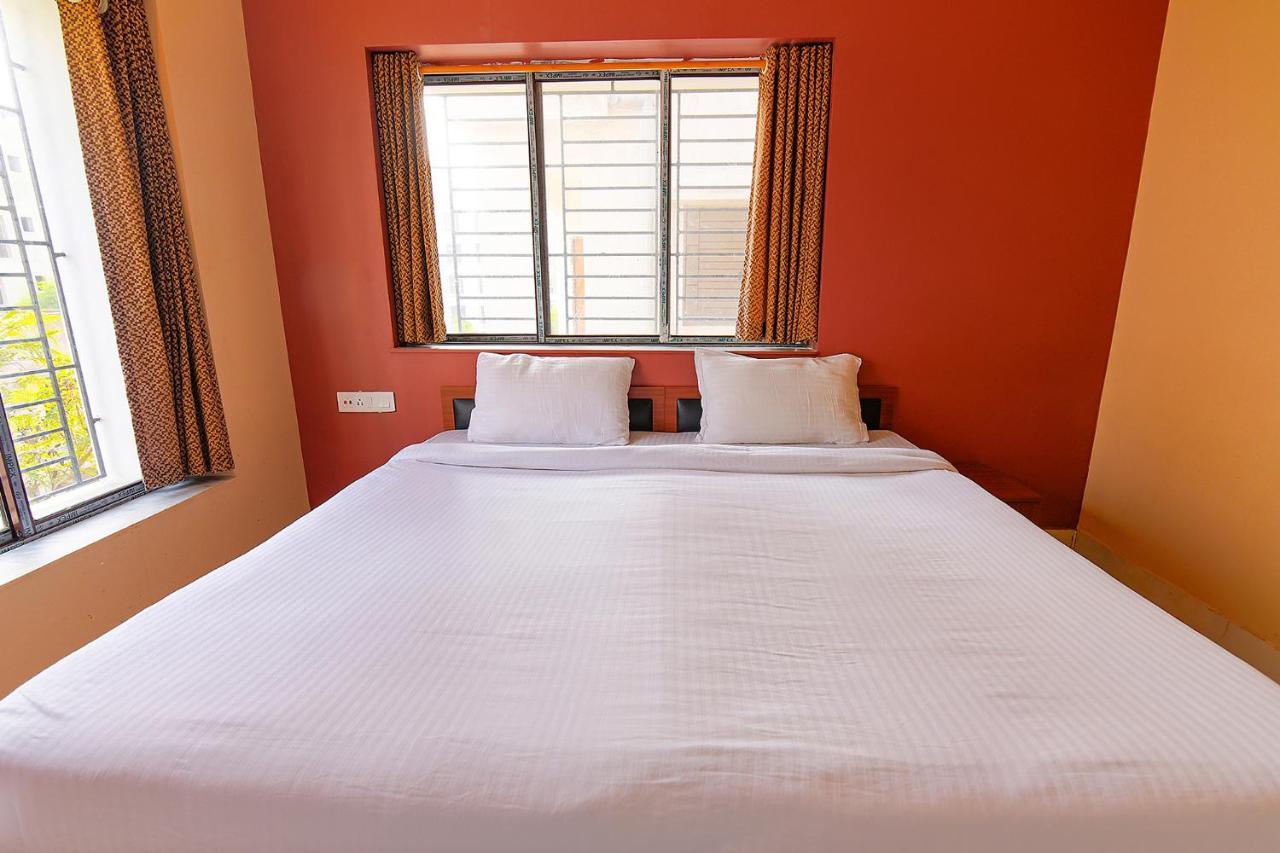 Fabhotel Amar Raj Inn Kalküta Dış mekan fotoğraf