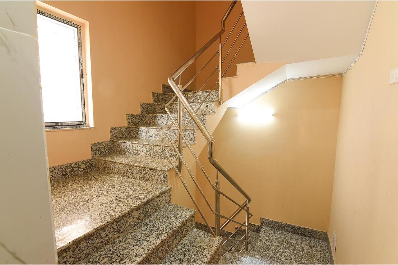 Fabhotel Amar Raj Inn Kalküta Dış mekan fotoğraf